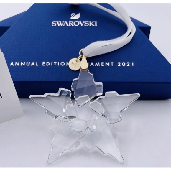 NIB Swarovski A.E Large 2021 Snowflake Crystal Clear Christmas Ornament #5557796 - Picture 3 of 9